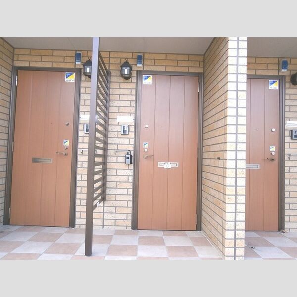 アーク・ヒルズ203号室 玄関