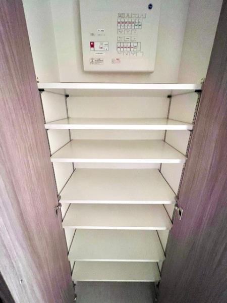 エミリブ東長崎4階 リビング