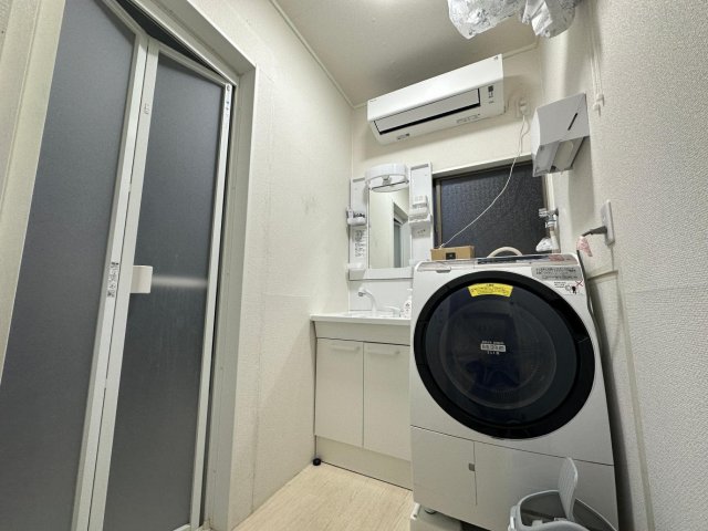 曽谷4丁目戸建 2階建（市川駅）宅地368平米 洗面