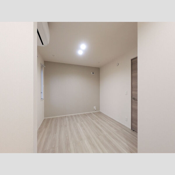 D-Sereno富士見町303号室 洋室