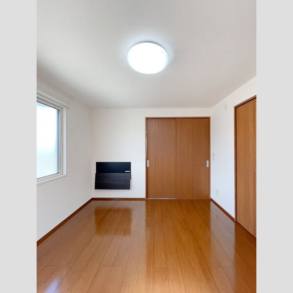 Bricks Lake Town 洋室