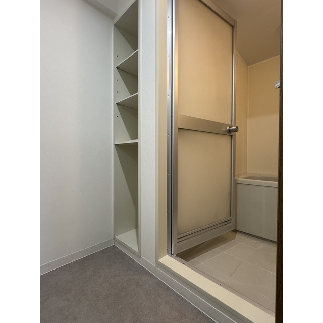 サン・ファミーユ 内観