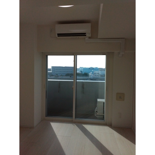 クレヴィスタ横浜新子安 リビング