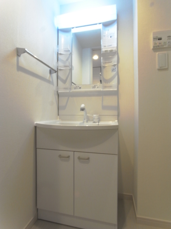 リブリ・進 洗面