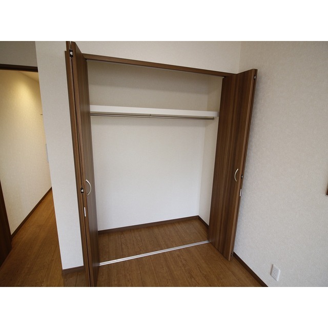 wisteria 内観