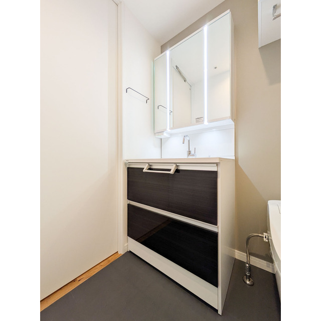 オーパスホームズ三田1101号室 内観