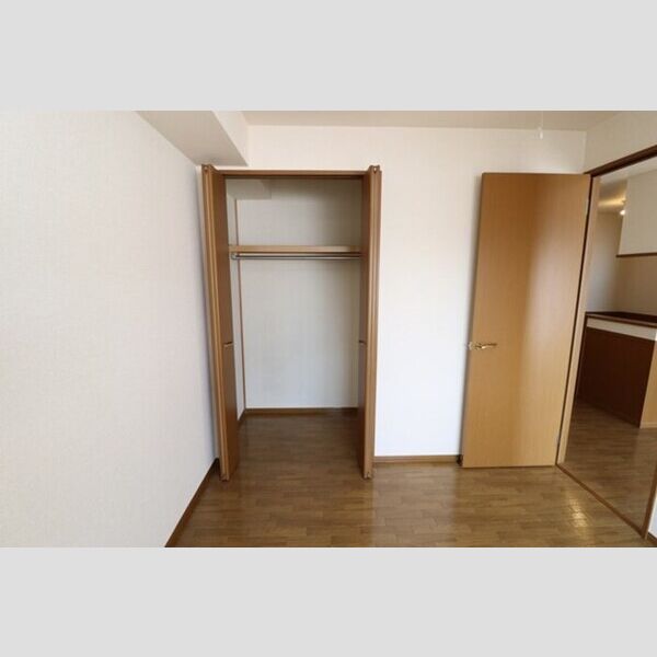 エクレーレ　B クローゼット