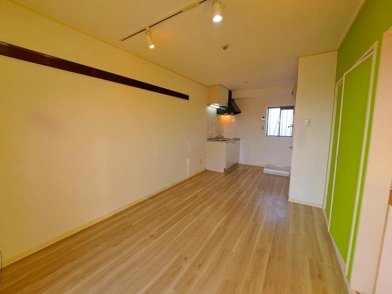 ストゥーディオ3階 部屋その他