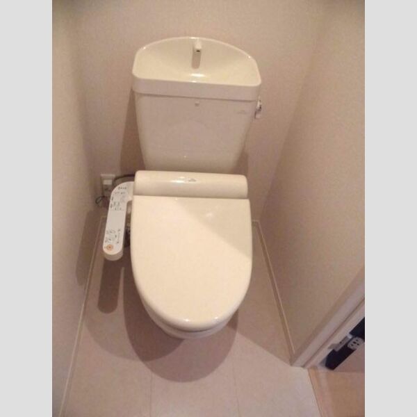 アモーレ　G 温水洗浄トイレ