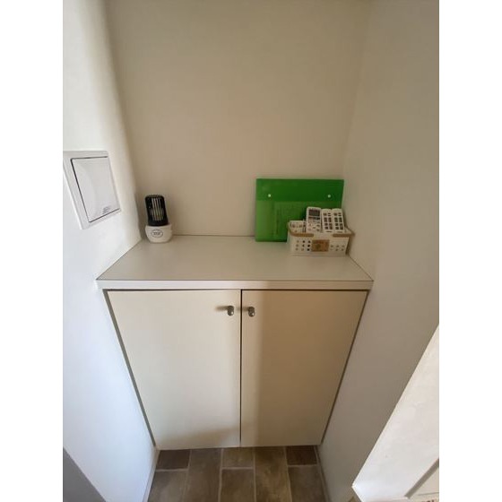 ロイヤルフラット野毛山壱番館703号室 玄関