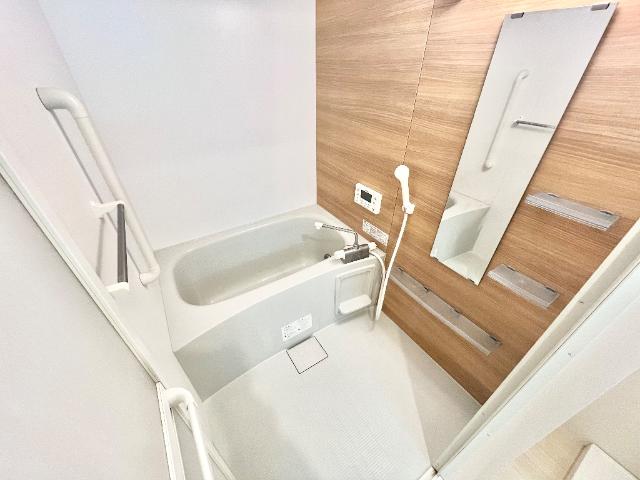 ネオブロッサム1005号室 ユニットバス
