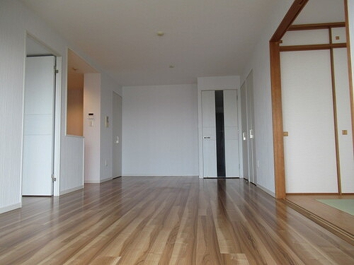 ライオンズ稲毛マスターマークス リビングダイニング