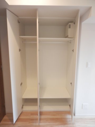 びゅうリエットグラン新宿戸山1102号室 収納