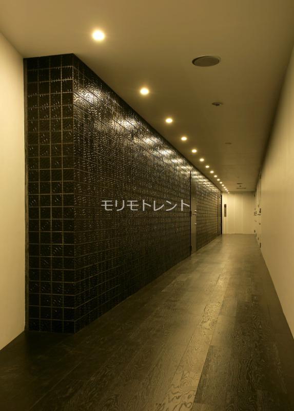 イプセ学芸大学8階 内廊下設計