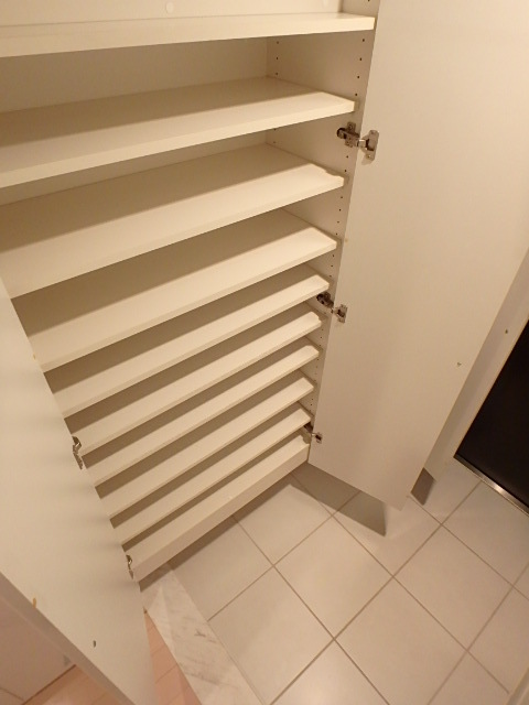 シティタワー品川13階 収納