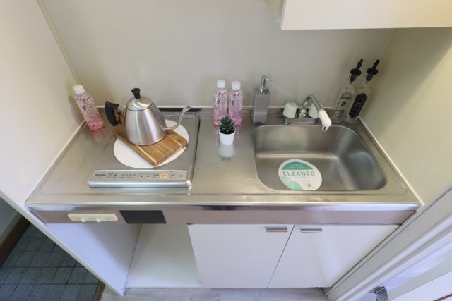 ジュネパレス市川第２４Ｃ 1口IHコンロ※家具･小物はイメージです