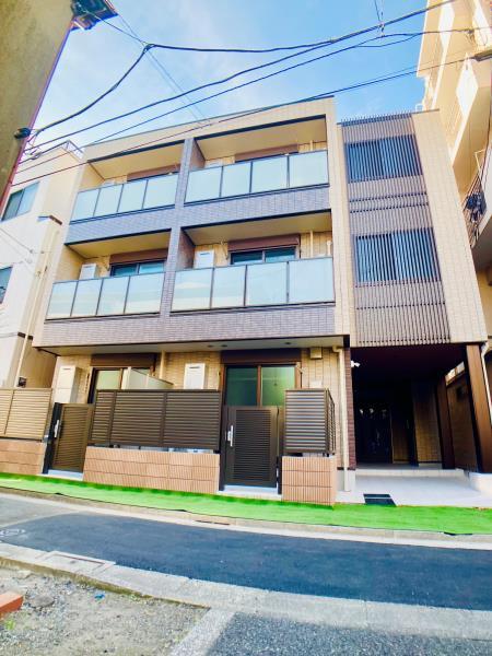 Ｃｏｍｐａｓｓｉｖｏ　Ｍｉｙｏｓｈｉ1階 外観