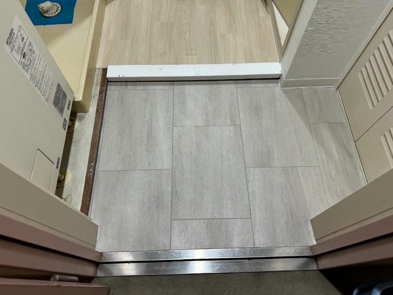 ヴィラリッツ鶴見中央 玄関