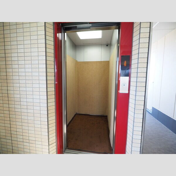 プライオール協和登戸 エレベーター