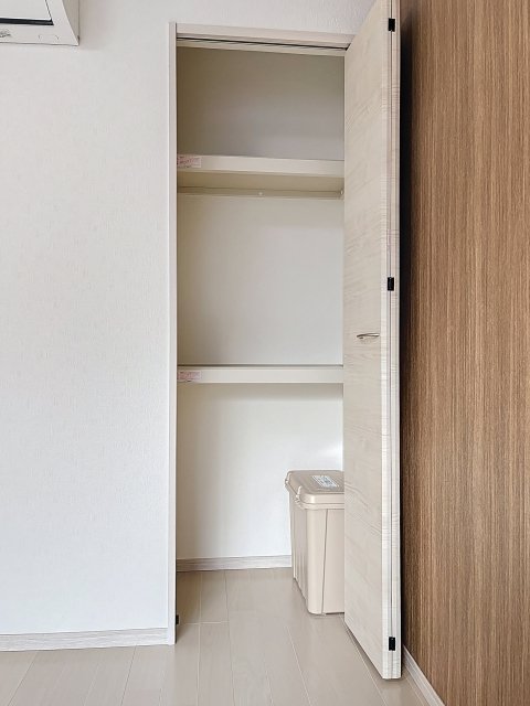 グラン徳丸2階 収納
