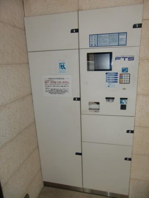 プレール・ドゥーク品川仙台坂5階 宅配BOX