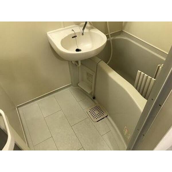 ルイ・シャトレ所沢301号室 お風呂