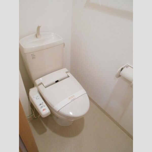 エントピアパレス205号室 温水洗浄便座