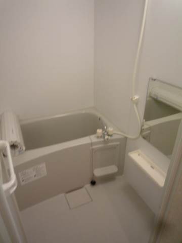 グランヒルズ岸谷2階 部屋その他