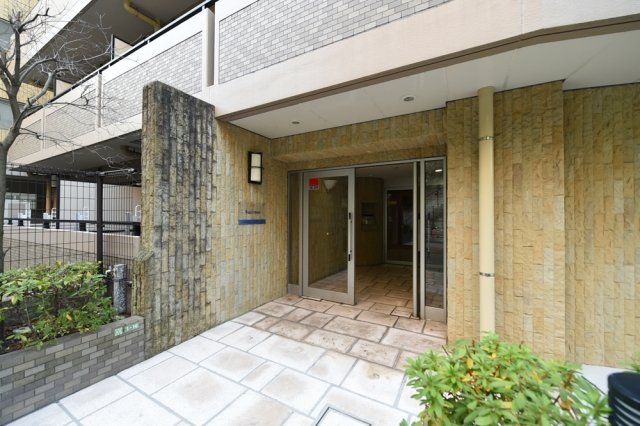 エスコート音羽 エントランス