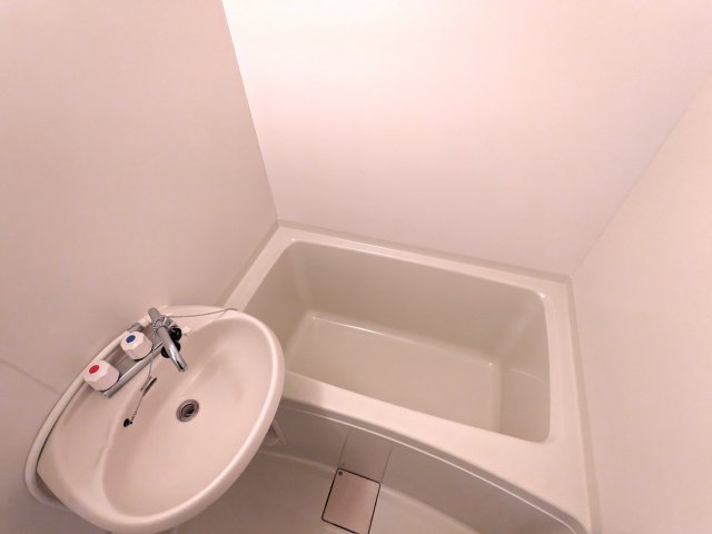 ウィンドテラス南行徳0104号室 お風呂