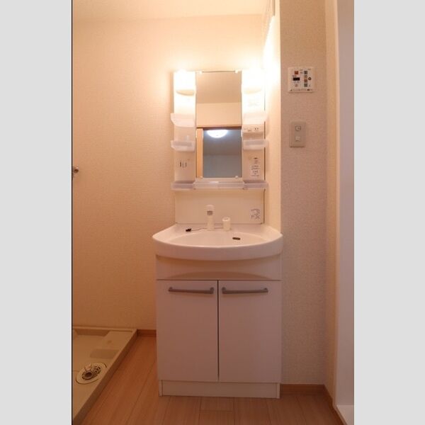 サニーハイツ 洗髪洗面化粧台