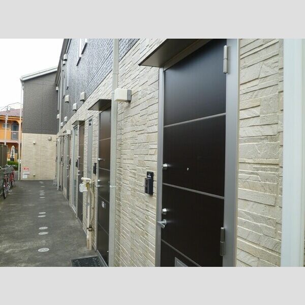 ラ・シュプレーム エントランス