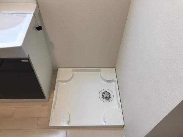 シェモア102号室 洗濯機置場