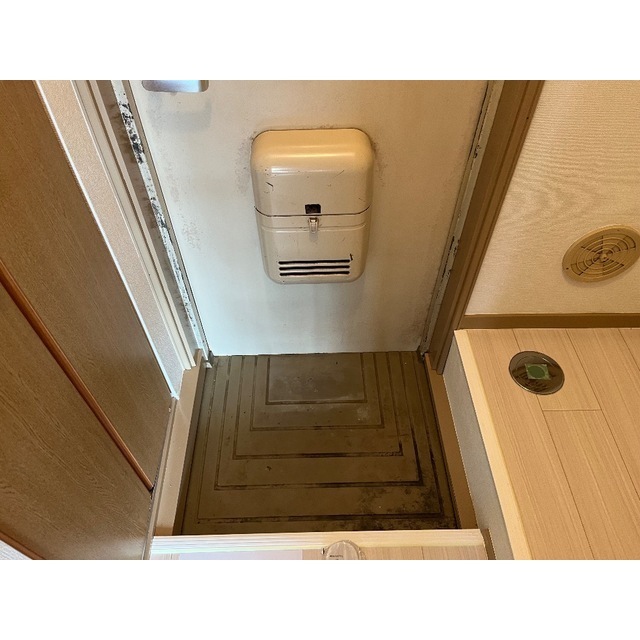 シティコスモ小仲台 玄関