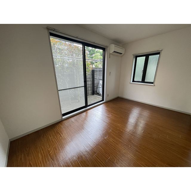 グリーンフラッツ旗の台0101号室 居室