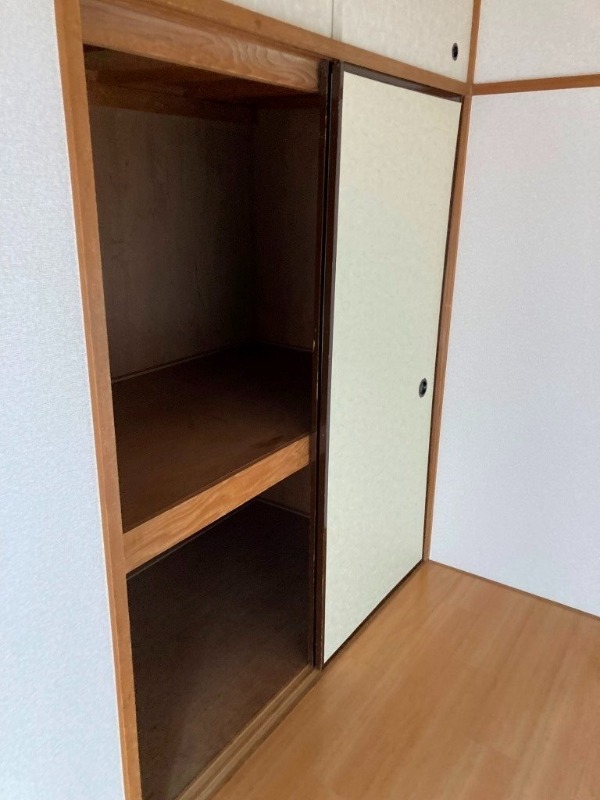 レスポワール3階 収納