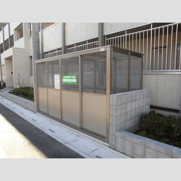 レーヴ　Ⅱ 敷地内ゴミ置き場