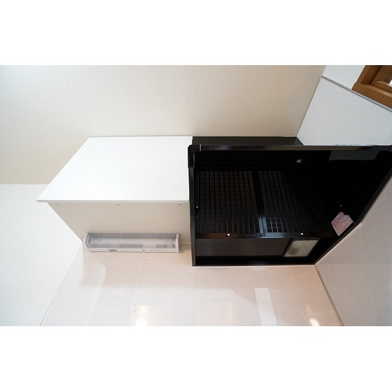 コスモプレイス東浦和0401号室 上部収納棚