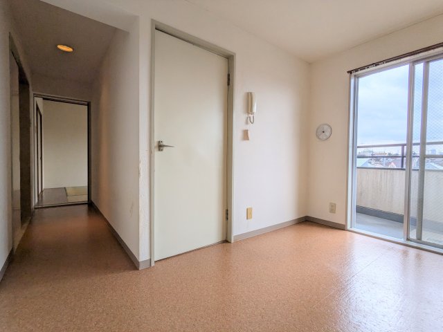 ワイケービー桜台 リビング