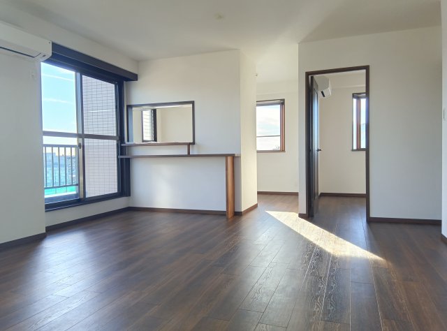 キャニオンクルーズ リビング