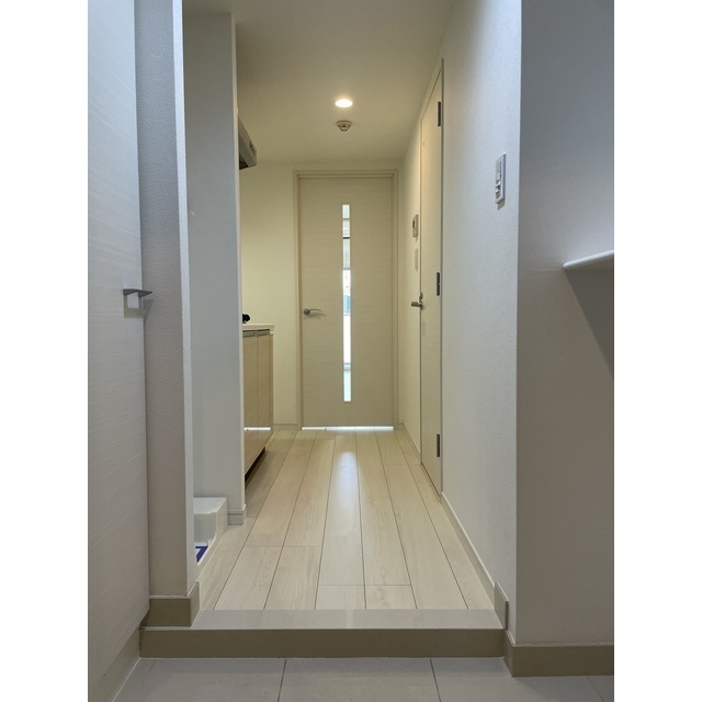 ＴＨＥ　ＰＲＥＭＩＵＭ　ＳＵＩＴＥ中野鷺宮5階 玄関