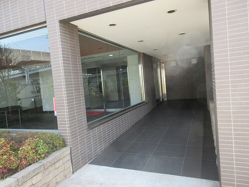 ライオンズ千葉寺ステーションフロントレジデンス1階 エントランス　※2025年3月撮影