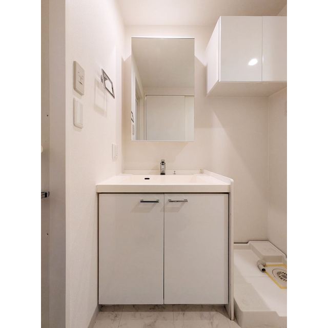 アーデン町田1002号室 内観