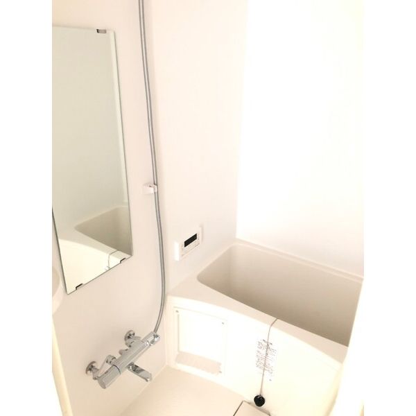 アンビシオン新田101号室 お風呂