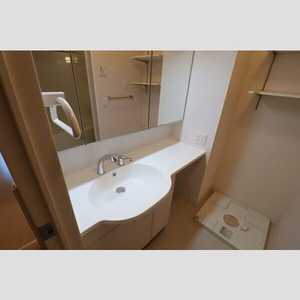 COMFOR105号室 洗髪洗面化粧台