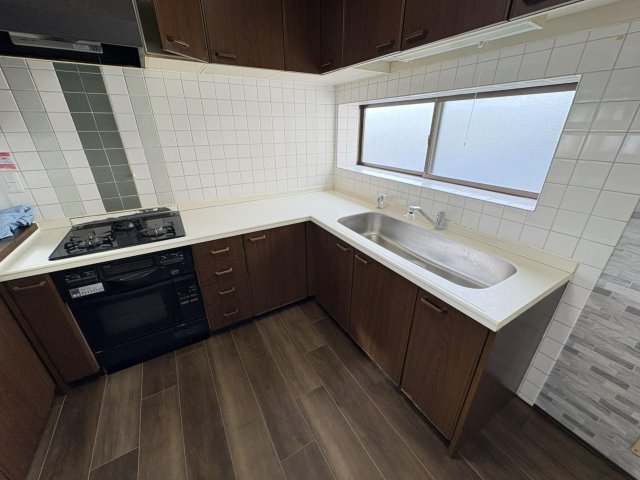 船橋市旭町戸建 キッチン