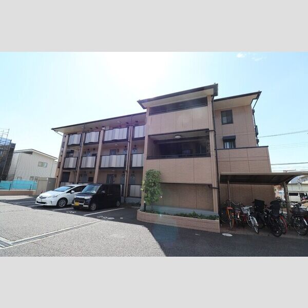 ロイヤルガーデン　Ⅰ202号室 外観