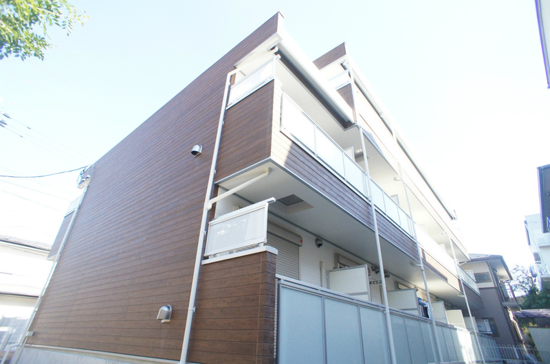 リブリ・踊場1階 外観