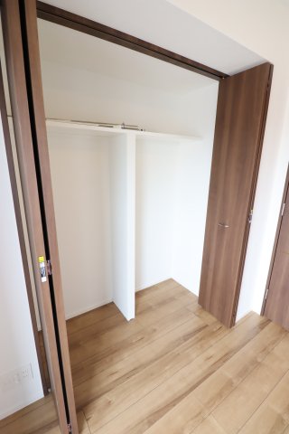 ＧＥＮＯＶＩＡ　鐘ヶ淵0705号室 収納