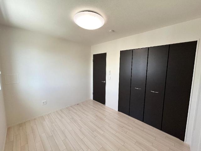 ルナフォーリア203号室 洋室